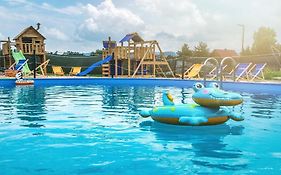 Apartamenty Grapa Resort Darmowy SkiBuS 2xSauny 2xSale zabaw Balia Kulkolandia